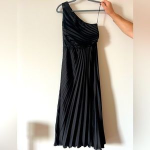 Pleated One-Shoulder Maxi Dress